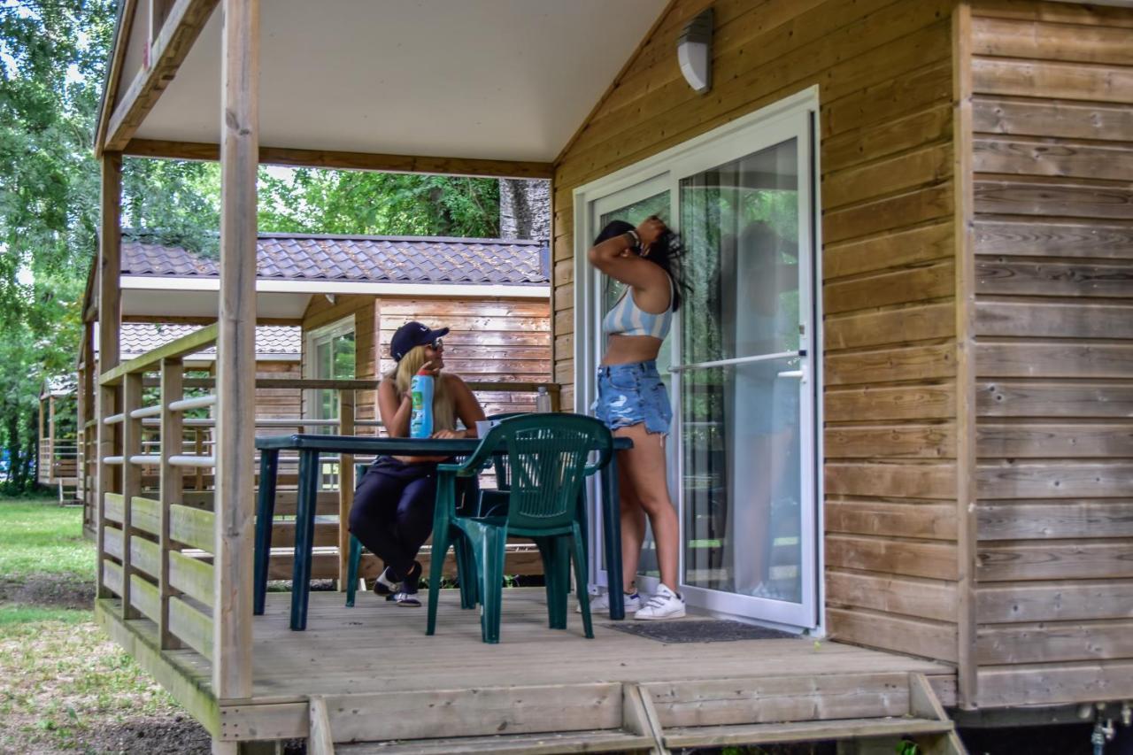 Camping Du Lion บูร์ก-แซ็ง-ต็องเดอ็อล ภายนอก รูปภาพ