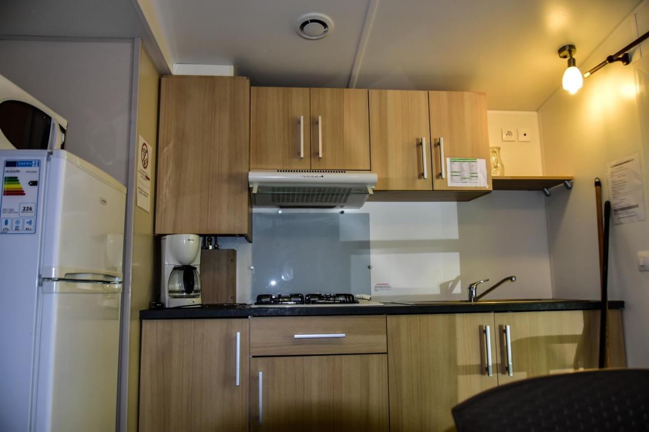 Camping Du Lion บูร์ก-แซ็ง-ต็องเดอ็อล ภายนอก รูปภาพ