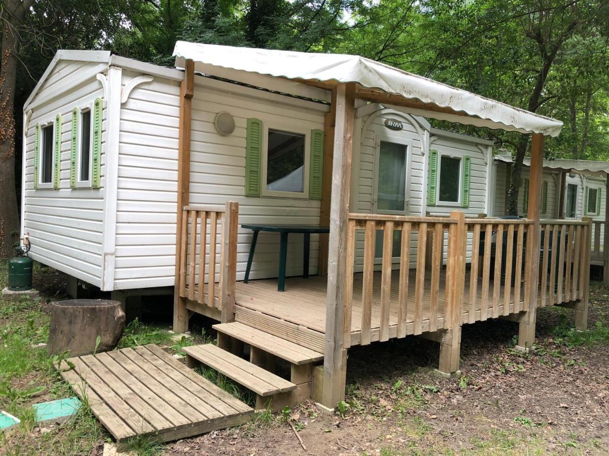 Camping Du Lion บูร์ก-แซ็ง-ต็องเดอ็อล ภายนอก รูปภาพ