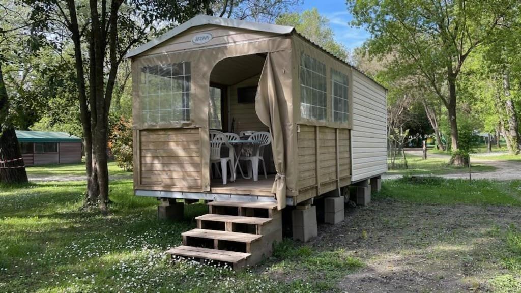 Camping Du Lion บูร์ก-แซ็ง-ต็องเดอ็อล ภายนอก รูปภาพ
