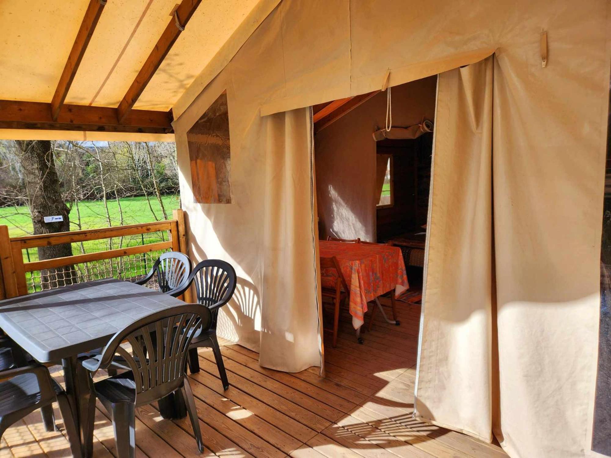 Camping Du Lion บูร์ก-แซ็ง-ต็องเดอ็อล ภายนอก รูปภาพ